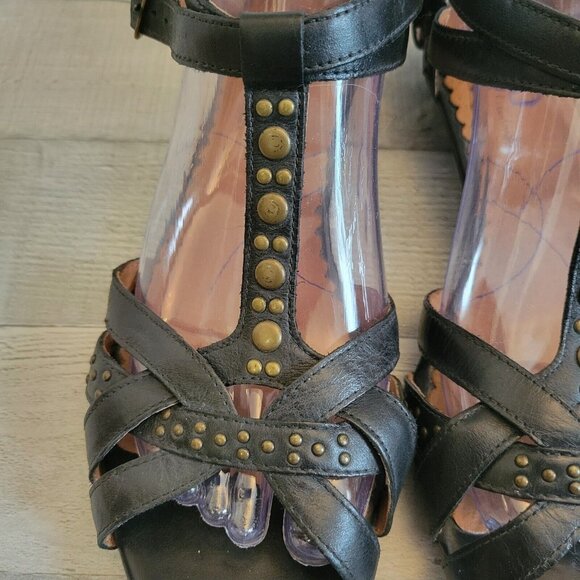 Indigo By Clarks Black Strappy Studded Leather Sandals Ankle Strap Low Wedge Wom - Picture 4 of 9